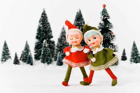 Merry Marvels: Vintage Christmas Decorations That Deck the Halls with Delight